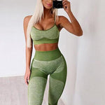 SPORTS OUTFIT - TRENDY SEAMLESS SPORTS SET  - Vignette | LE BOX DU FITNESS®